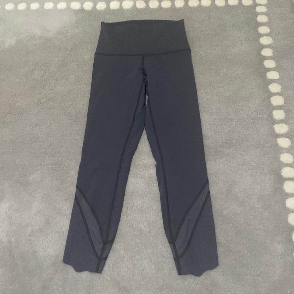 Wunder Under Scalloped Hem